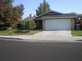 3217 Fordham Ave, Clovis, CA 93611