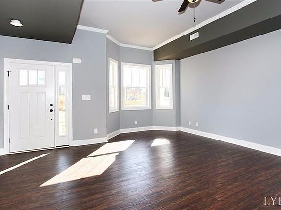 2nd image of 114 Capital St