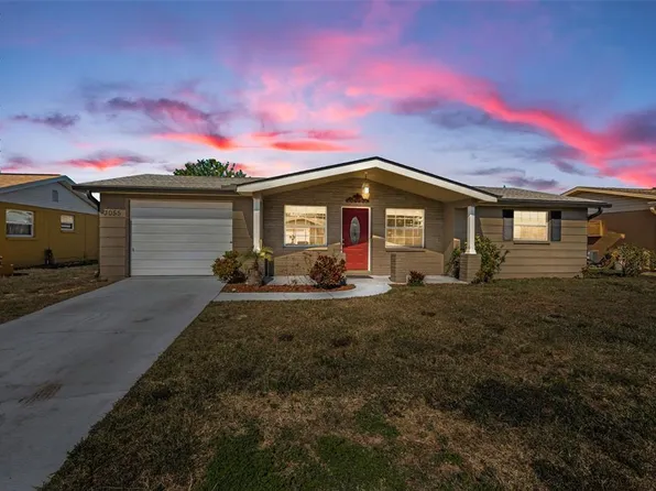 3055 Holiday Lake Dr, Holiday, FL 34691