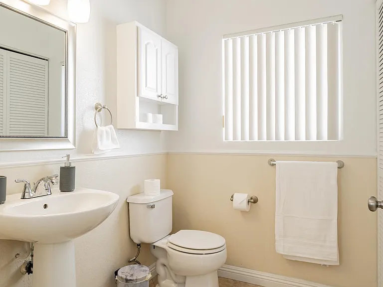 8708 Raindrop Canyon Ave — Photo 18