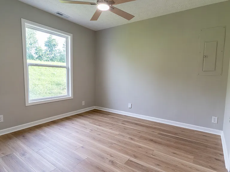 106 Hardin Ct — Photo 7