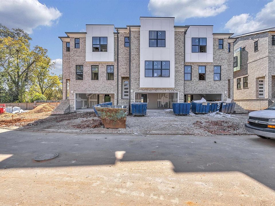 1st image of 8 Corbet Ct