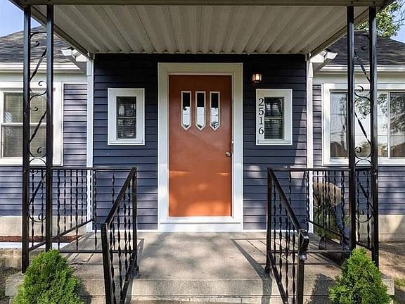 3rd image of 2516 Barnard St