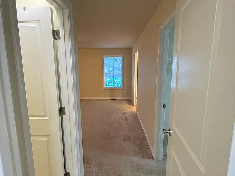 512 Paddle Creek Dr — Photo 18