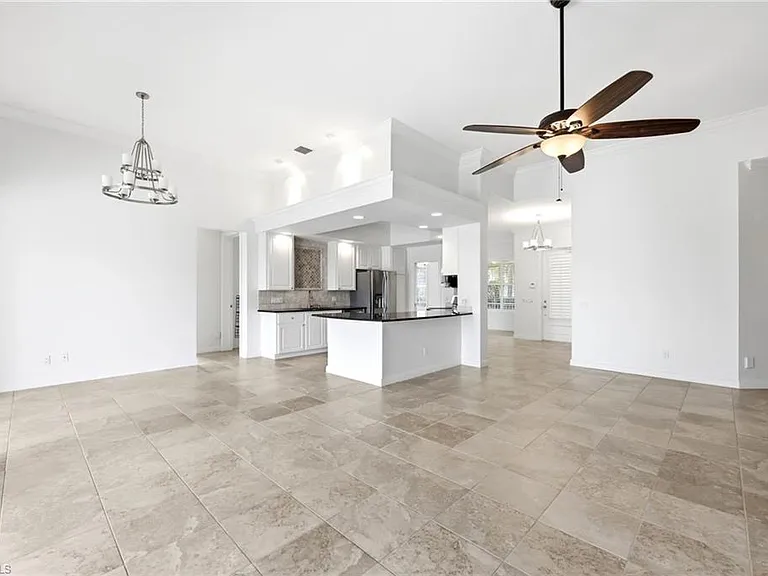 7681 Sicilia Ct — Photo 11