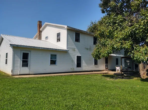 425 King Hill Ln, Vienna, IL 62995