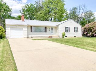 29 E 9th St, Manchester, OH 45144