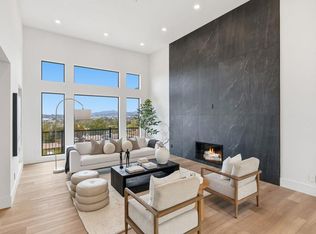 1561 La Plaza Dr, San Marcos, CA 92078