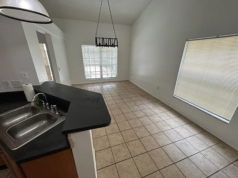 1432 Lakehurst Way — Photo 21