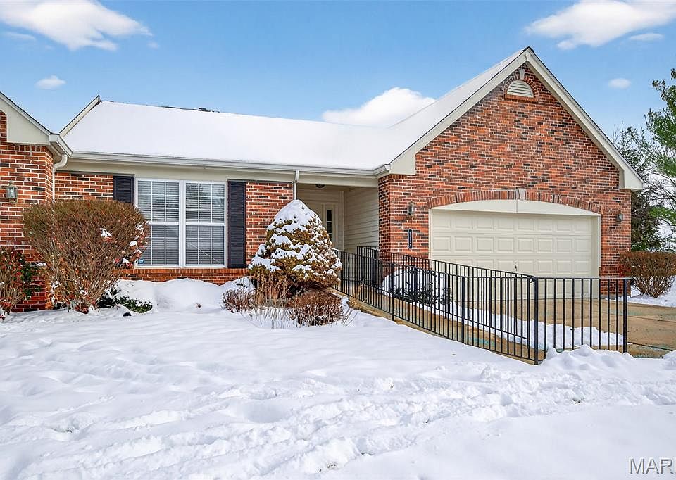 1st image of 912 Waterford Villas Ct