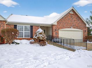 912 Waterford Villas Ct, Lake Saint Louis, MO 63367
