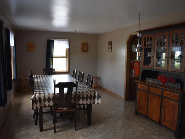 6140 Pronto Rd SE, Amsterdam, OH 43903