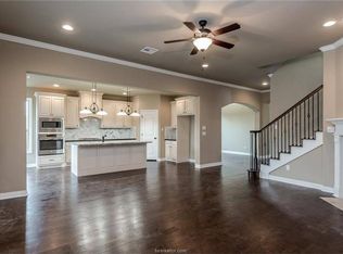 2716 Wolveshire Ln, College Station, TX 77845