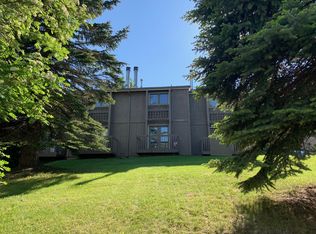 7440 Bearfoot Cir, Anchorage, AK 99502