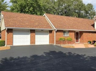 2287 Riverwood Trails Dr, Florissant, MO 63031