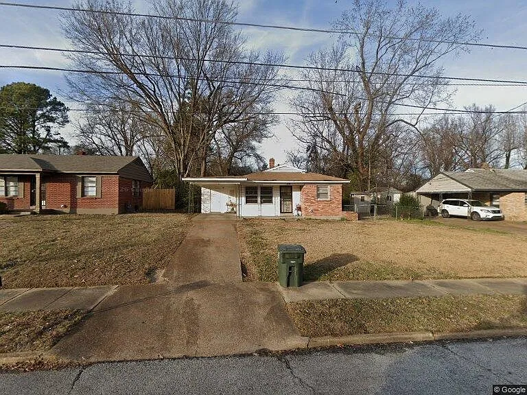 2050 Corning Ave
