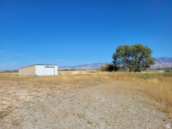 365 E Main St, Trenton, UT 84338