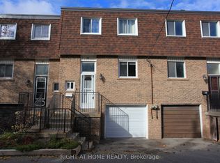 38 The Carriage Way #38, Markham, ON L3T 4V1