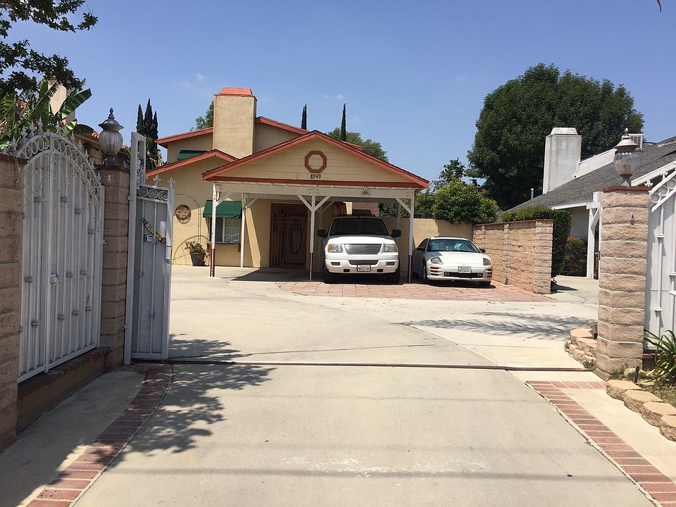 2nd image of 8949 Lindley Ave