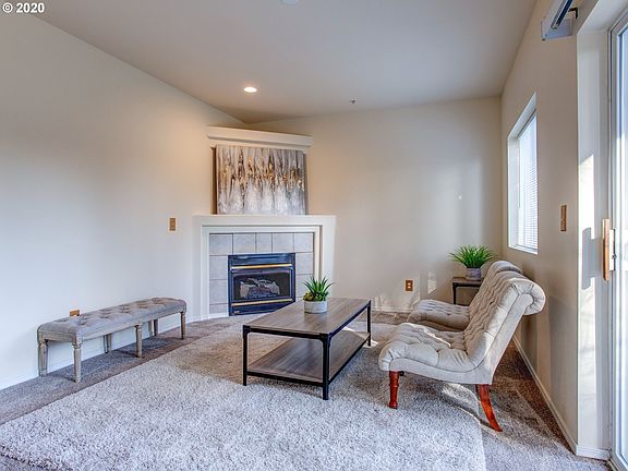 5th image of 5264 NE 121st Ave APT 286