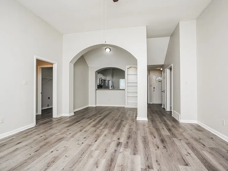 5822 Michaelson Dr — Photo 3