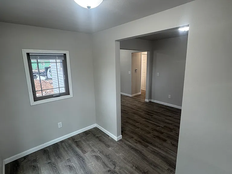107 Lakeview Dr — Photo 7