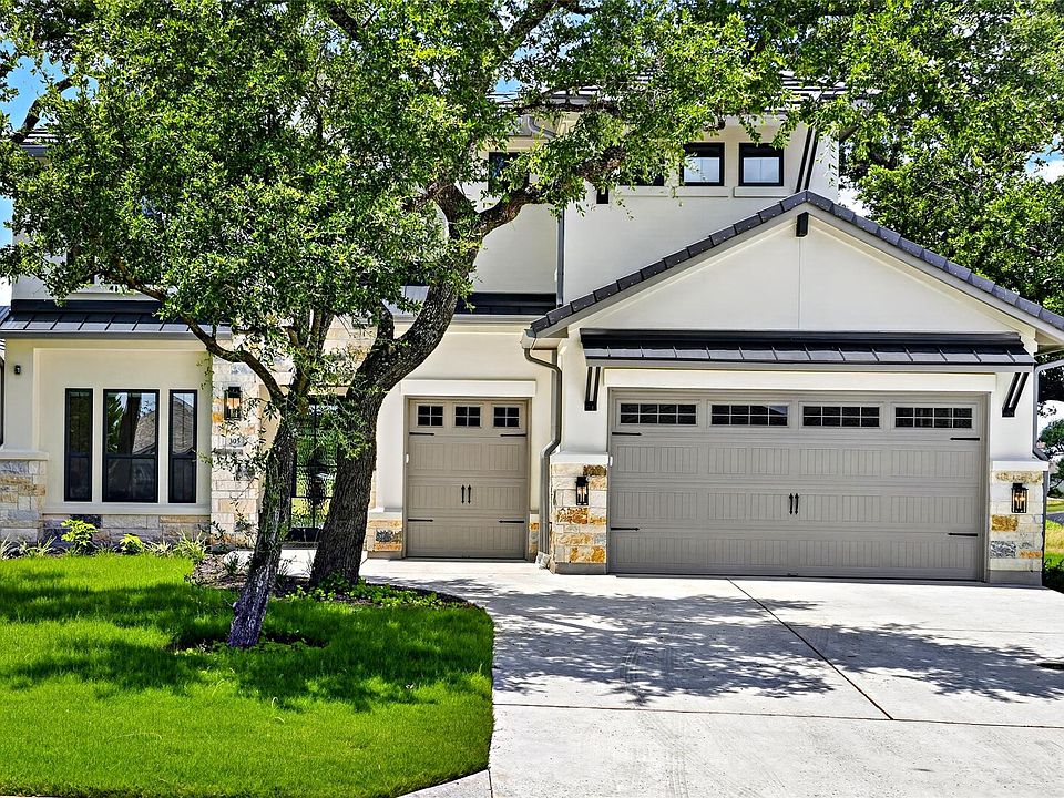 1st image of 305 Indigo Ln