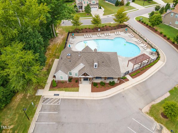 401 Molina Ct, Rolesville, NC 27571