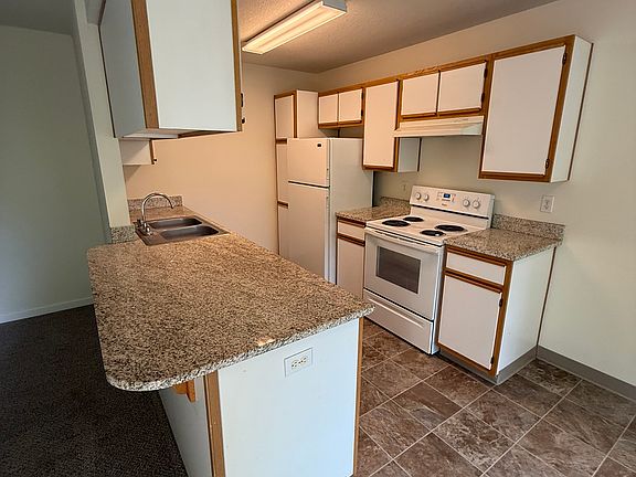 5th image of 13213 SE 7th St APT 7