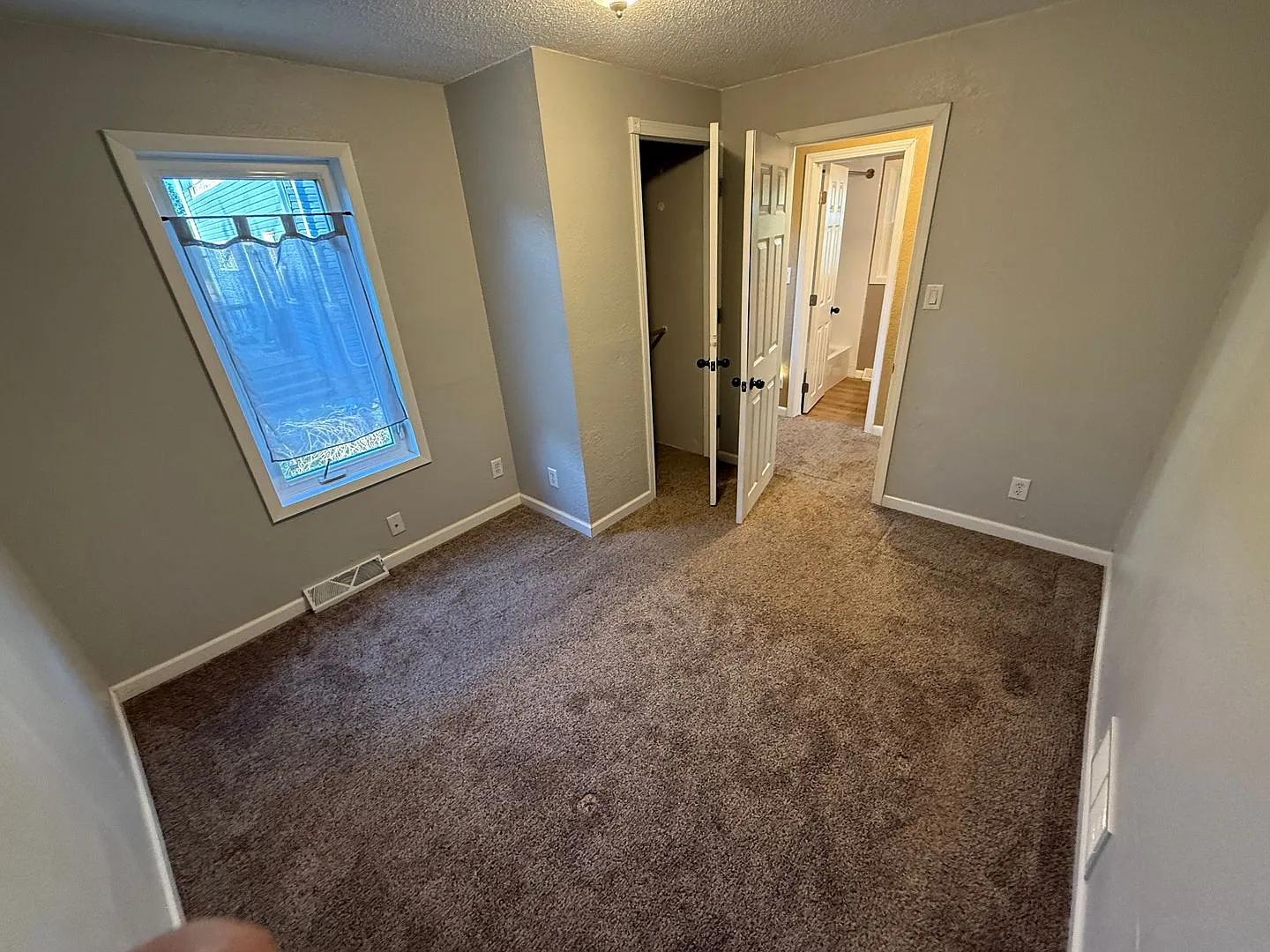 Cloquet MN - 3-bed - 1-bath - 1 - car Single Family Home — Photo 4