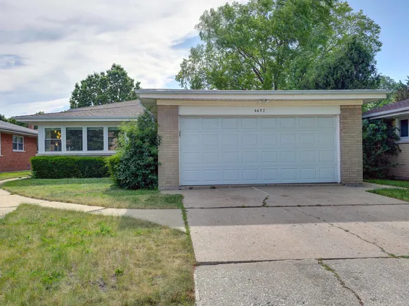 6652 N Christiana Ave, Lincolnwood, IL 60712