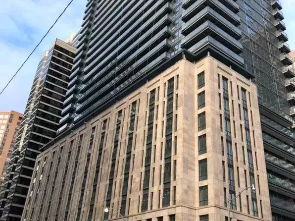 955 Bay St, Toronto, ON