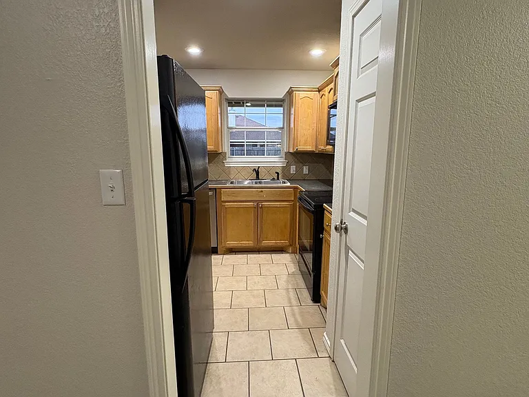 210 Sugarloaf Ave — Photo 10