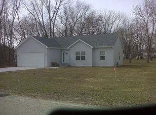 252 N Walker St, Braidwood, IL 60408