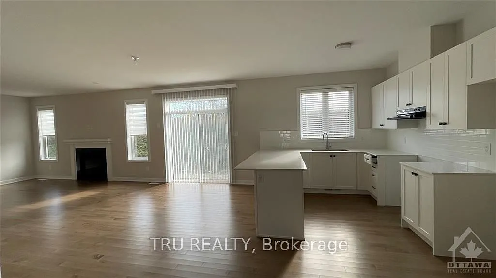 4 bed, $3,200 — Photo 2