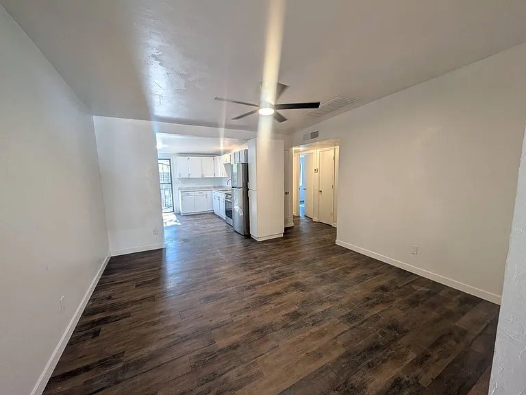 4562-4574 E Lester St — Photo 3