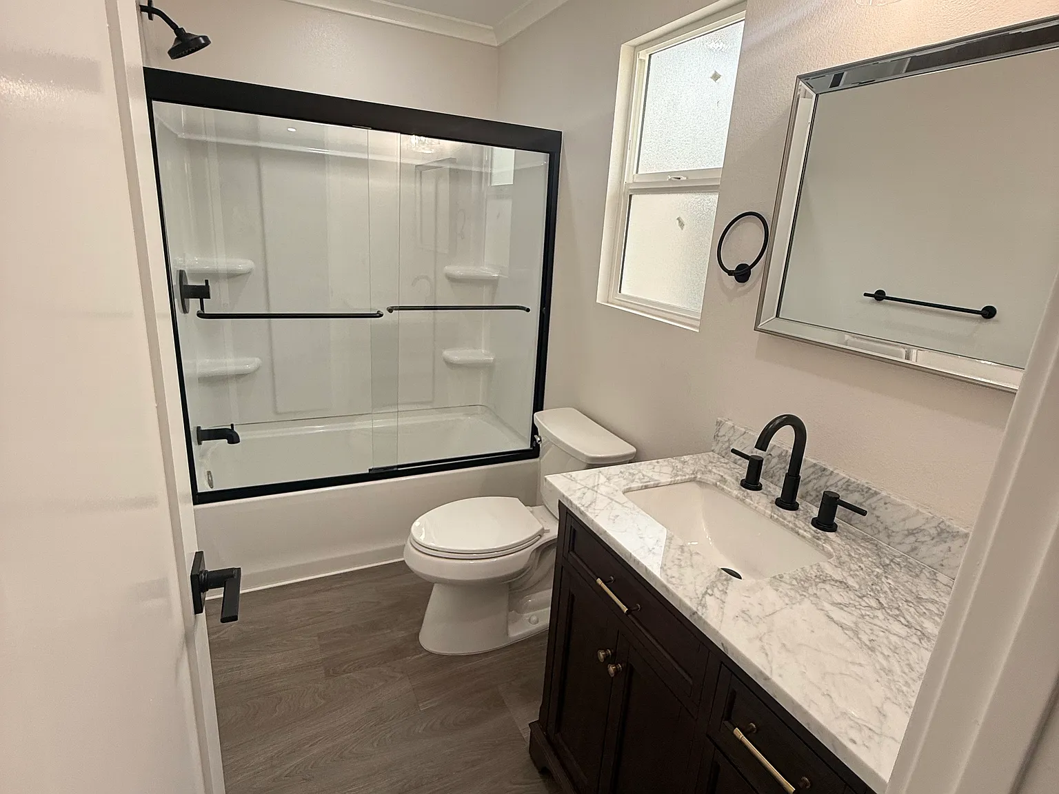 2 bed, 1000 sqft, $2,600 — Photo 4