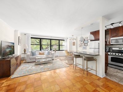 160 W End Ave APT 2T, New York, NY, 10023