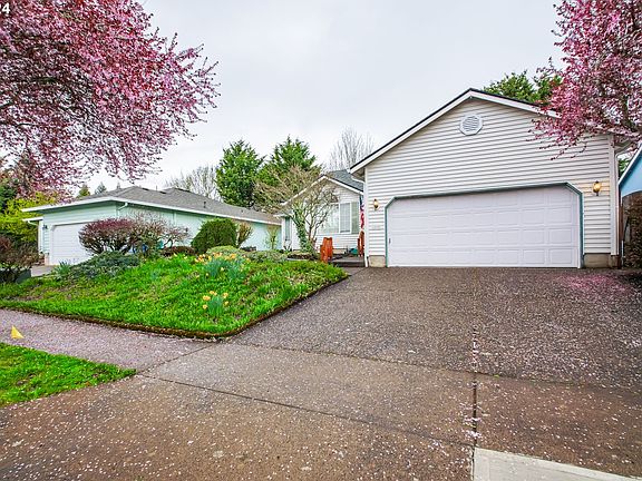 5th image of 1818 SE 168th Ave