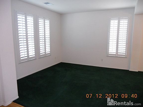4th image of 36587 Fontaine St