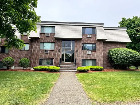 5 Hallmark Gdns APT 6, Burlington, MA 01803