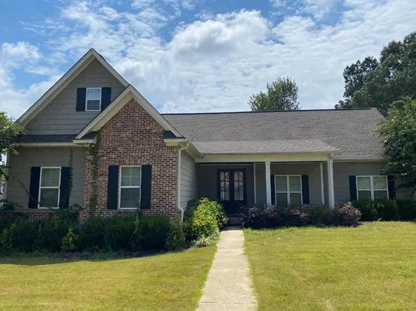 315 Fox Hollow Cv, Taylor, MS 38673