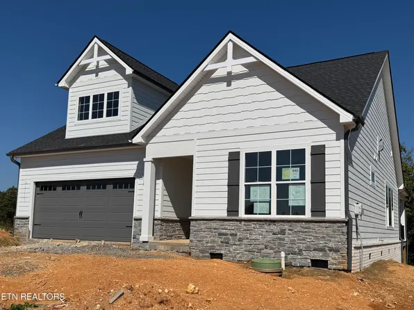 440 Trillium Trl, Lenoir City, TN 37771