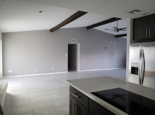 2347 E Shangri La Rd, Phoenix, AZ 85028