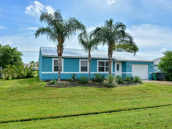 4th image of 2085 SE Heathwood Circle