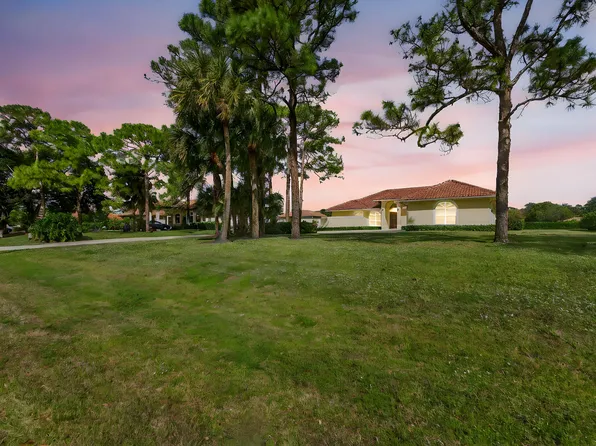 5649 Sea Biscuit Road, Palm Beach Gardens, FL 33418