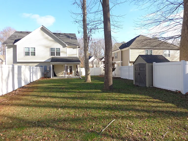 1209 Gunn Hall Dr — Photo 26