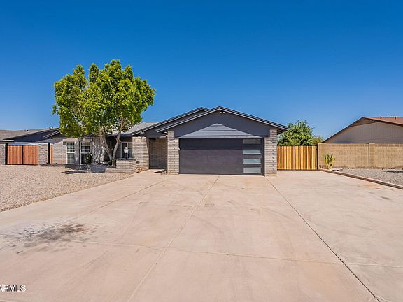 3rd image of 6719 S HARDY Drive