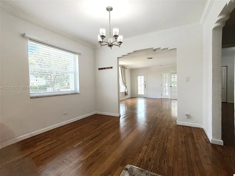 470 SW 25th Rd — Photo 7
