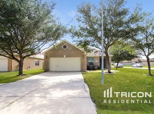 28818 Hidden Cove Dr, Magnolia, TX 77354